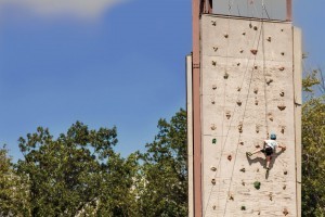rgbtravel-adventure_center___climbing_wall_revise_cmyk_l
